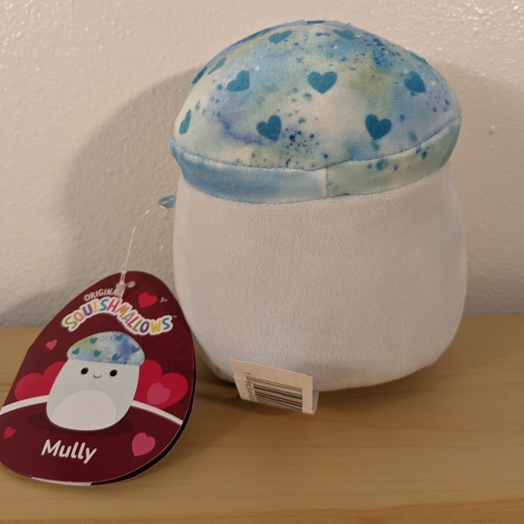 5" Mully the Mushroom Squishmallow - Picture 2 of 2